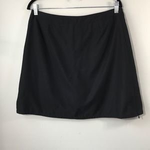 Patagonia Black Skorts size 12/14